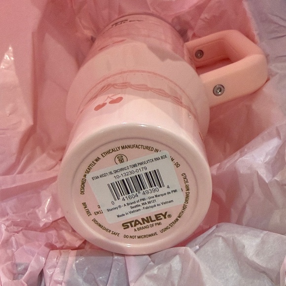 Stanley Quencher H2.0 Tumbler 40 oz valentine - Picture 8 of 8